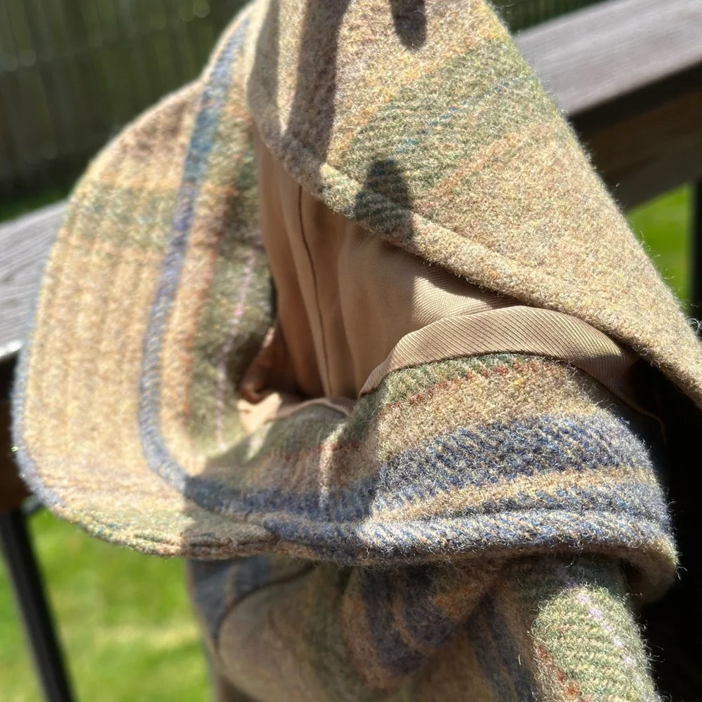 Ralph Lauren Brown and Green Duffle Coat with Classic Design - Picture 9 of 9